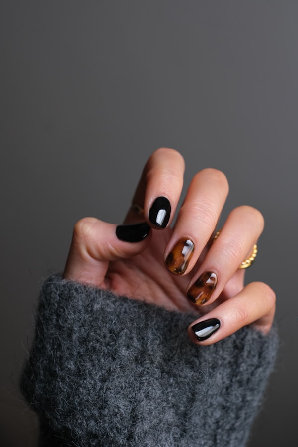 Nail art and manicure at Le Beauté